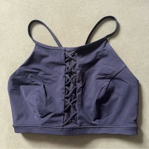 Lululemon Sports Bra in Black size 6